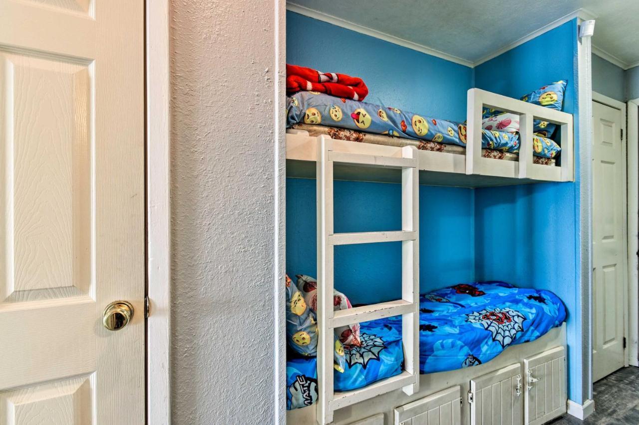 Waterfront Corpus Christi Escape With Pool Access! Apartment Bagian luar foto